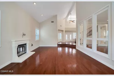 12048 Silver Crest Street, Moorpark, CA 93021 - Photo 14