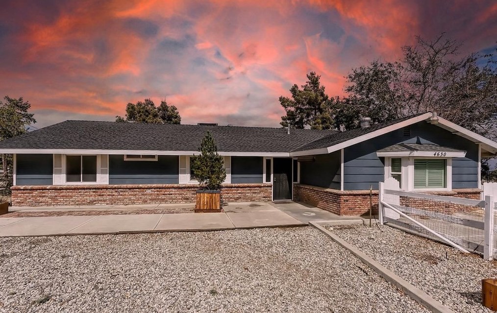 4630 Lindero St, Phelan, CA 92371-4102