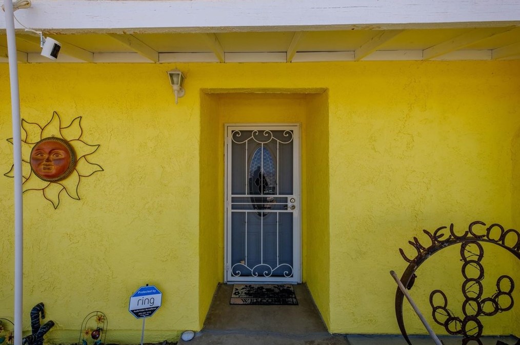 32533 Carnelian Rd, Lucerne Valley, CA 92356-8656