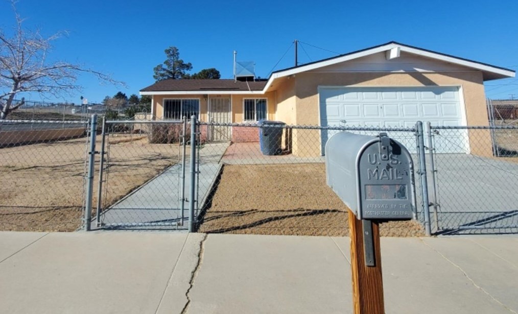 624 Montara Rd, Barstow, CA 92311-5725