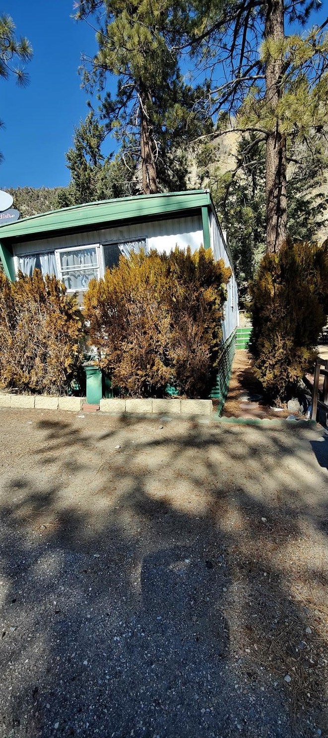 1776 State Hwy 2 #12, Wrightwood, CA 92397
