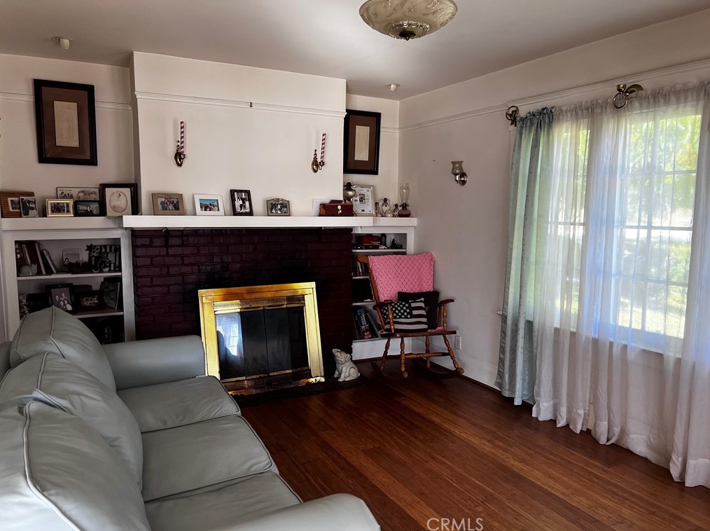 315 Martelo Ave, Pasadena, CA 91107-3246
