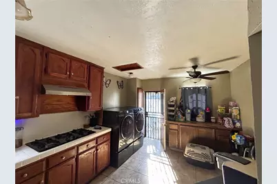 3816 Liberty Boulevard, South Gate, CA 90280 - Photo 6