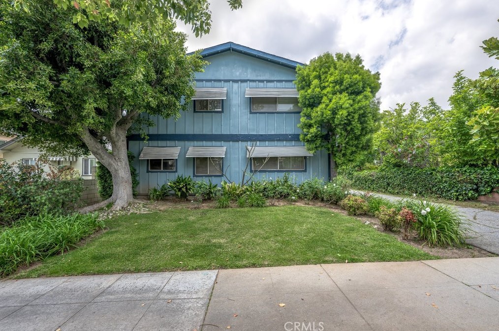 53 S Roosevelt Ave, Pasadena, CA 91107