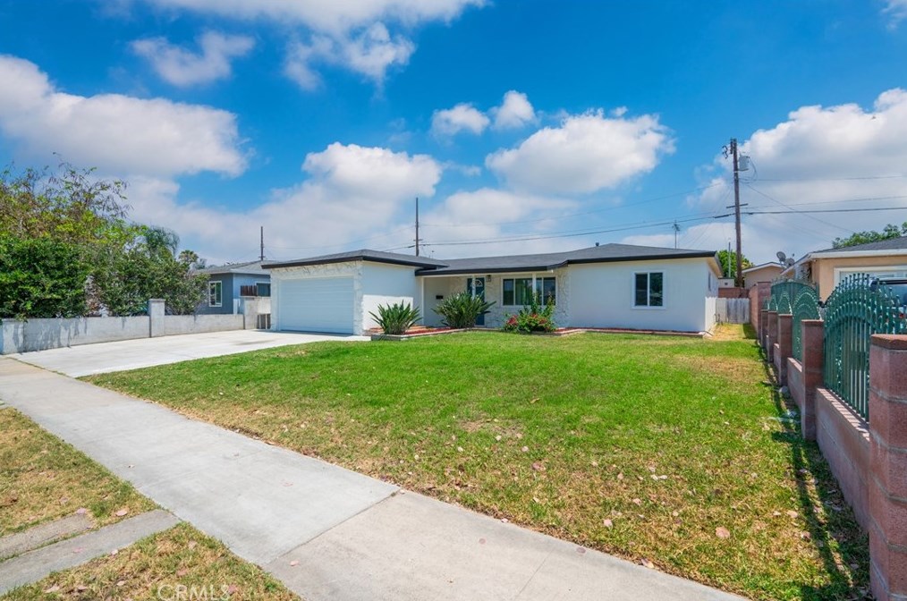 1236 N Foxfire St, Anaheim, CA 92801