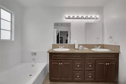 14031 Astoria Street #102, Sylmar, CA 91342 - Photo 34