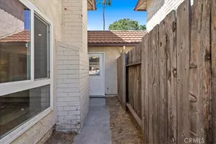 8222 Baldwin Cir, Buena Park, CA 90621 - Photo 28