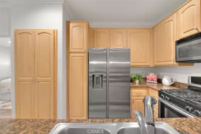 300 N El Molino Avenue #118, Pasadena, CA 91101 - Photo 10