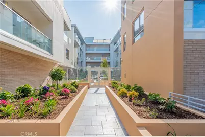 137 S Wilson Avenue #106, Pasadena, CA 91106 - Photo 2