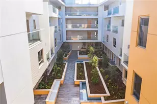 137 S Wilson Ave, Pasadena, CA 91106 - Photo 4