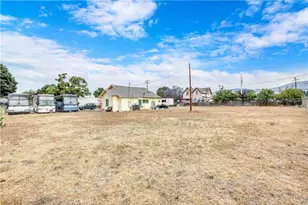 141 S Cypress Ave, Ontario, CA 91762 - Photo 22