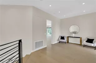 2341 Zorada Ct, Los Angeles, CA 90046 - Photo 30