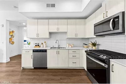 709 E Walnut Street #227, Pasadena, CA 91101 - Photo 12