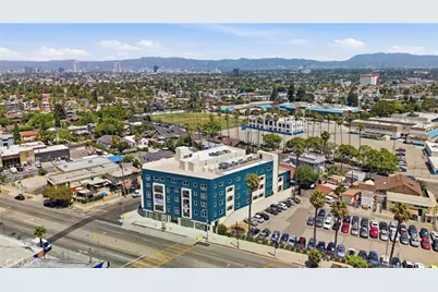 1818 S Norton Avenue #405, Los Angeles, CA 90018 - Photo 12