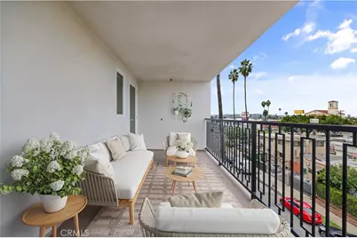 1818 S Norton Avenue #404, Los Angeles, CA 90018 - Photo 2