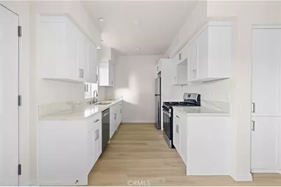 1818 S Norton Avenue #304, Los Angeles, CA 90018 - Photo 10