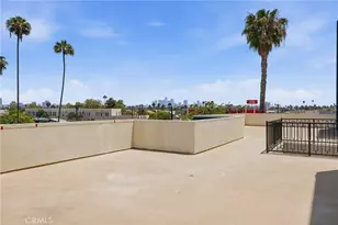 1818 S Norton Ave, Los Angeles, CA 90018 - Photo 26