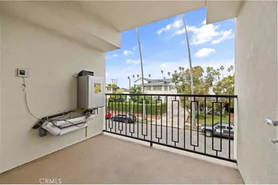 1818 S Norton Avenue #305, Los Angeles, CA 90018 - Photo 8
