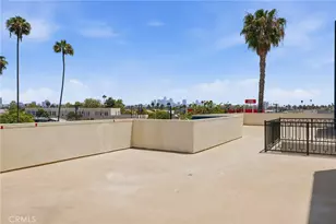1818 S Norton Ave, Los Angeles, CA 90018 - Photo 20