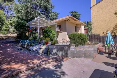 3953 Santa Carlotta, La Crescenta, CA 91214 - Photo 18