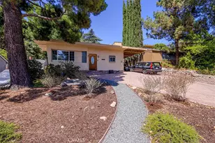 3953 Santa Carlotta, La Crescenta, CA 91214 - Photo 2