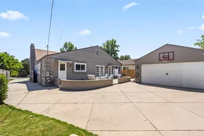 2205 Las Lunas Street, Pasadena, CA 91107 - Photo 10