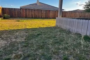 8560 Lime Ave, California City, CA 93505 - Photo 18