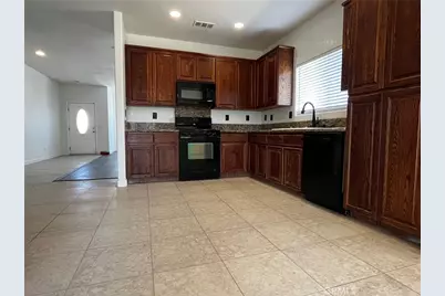 8560 Lime Avenue, California City, CA 93505 - Photo 4