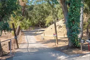 537 Cloverleaf Dr, Monrovia, CA 91016 - Photo 6