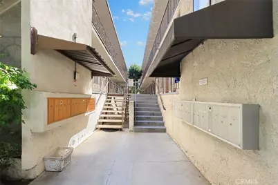 336 Riverdale Drive, Glendale, CA 91204 - Photo 4