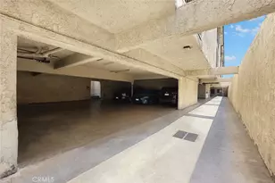 336 Riverdale Dr, Glendale, CA 91204 - Photo 12