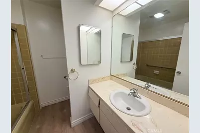 2575 Riverside Terrace, Los Angeles, CA 90039 - Photo 10