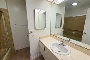 2575 Riverside Terrace, Los Angeles, CA 90039 - Photo 10