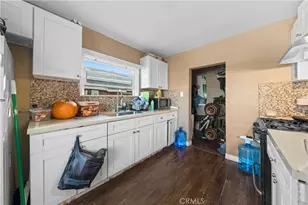 277 N Myrtle, Pomona, CA 91768 - Photo 30