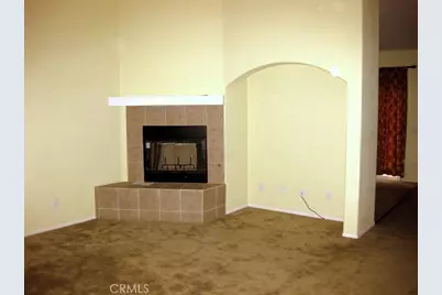 16147 Winona, Victorville, CA 92395 - Photo 2