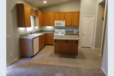 16147 Winona, Victorville, CA 92395 - Photo 10