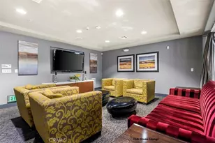 21301 Erwin St, Woodland Hills, CA 91367 - Photo 20