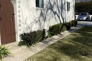 2017 Lovila Ln, Altadena, CA 91001 - Photo 2