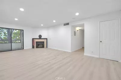 460 Oak Street #201, Glendale, CA 91204 - Photo 12