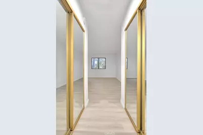 460 Oak Street #201, Glendale, CA 91204 - Photo 22