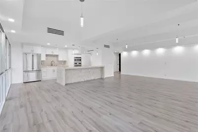 10790 Wilshire Boulevard #806, Los Angeles, CA 90024 - Photo 18
