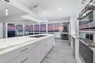 10790 Wilshire Blvd, Los Angeles, CA 90024 - Photo 56