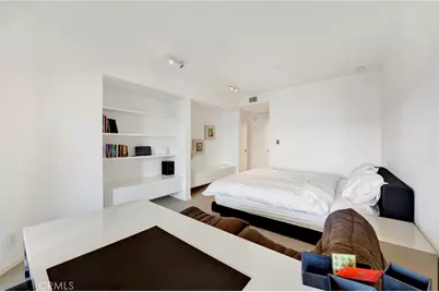 150 Ocean Park #520, Santa Monica, CA 90405 - Photo 12