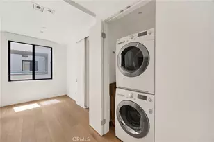 150 Ocean Park, Santa Monica, CA 90405 - Photo 8