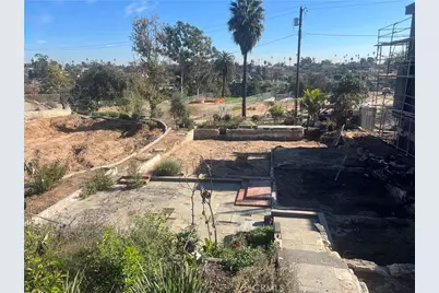 611 Erskine Drive, Pacific Palisades, CA 90272 - Photo 2