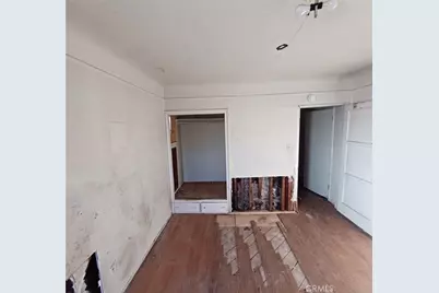 3000 W 84th Street, Inglewood, CA 90305 - Photo 8
