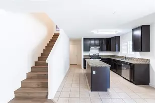12022 Loyola Ct, Fontana, CA 92337 - Photo 16