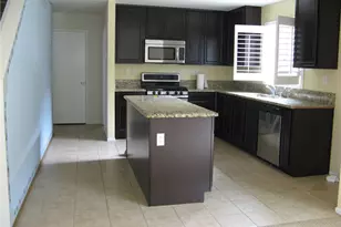 12022 Loyola Ct, Fontana, CA 92337 - Photo 8