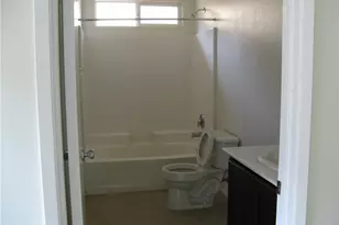 12022 Loyola Ct, Fontana, CA 92337 - Photo 20