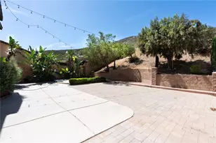 12022 Loyola Ct, Fontana, CA 92337 - Photo 36
